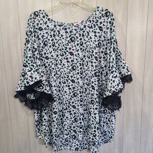 Est 1946 Plus Sportswear Leopard Print Blouse Kimono Sleeve Size 22/24W NWT